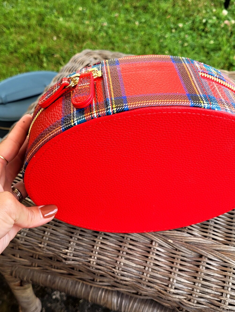 Winterbury Leather Makeup Bag - Picture 3 of 5